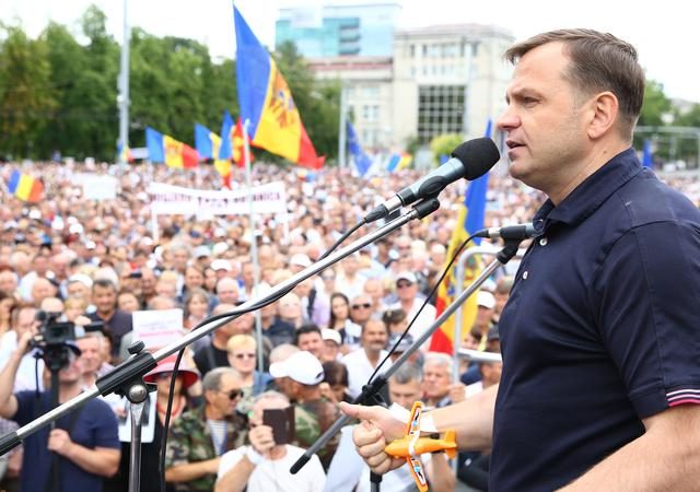 Freedom House: PD și PSRM încearcă să-și consolideze pozițiile și să blocheze schimbările promovate de Andrei Năstase Justiție