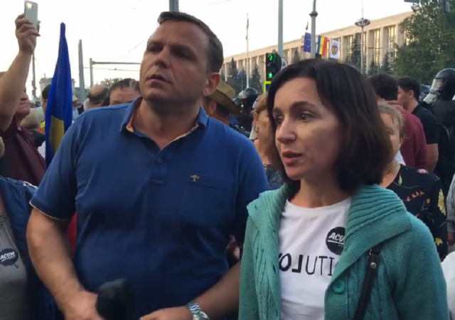 Năstase și Sandu condamnă dur intervenția poliției: Lucrurile sunt extrem de grave; Regimul criminal a folosit arma Corupție